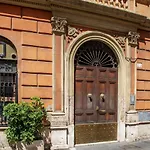 Porta Castello Suites
